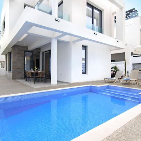 Villa Queen Isabella Protaras Zewnętrze zdjęcie