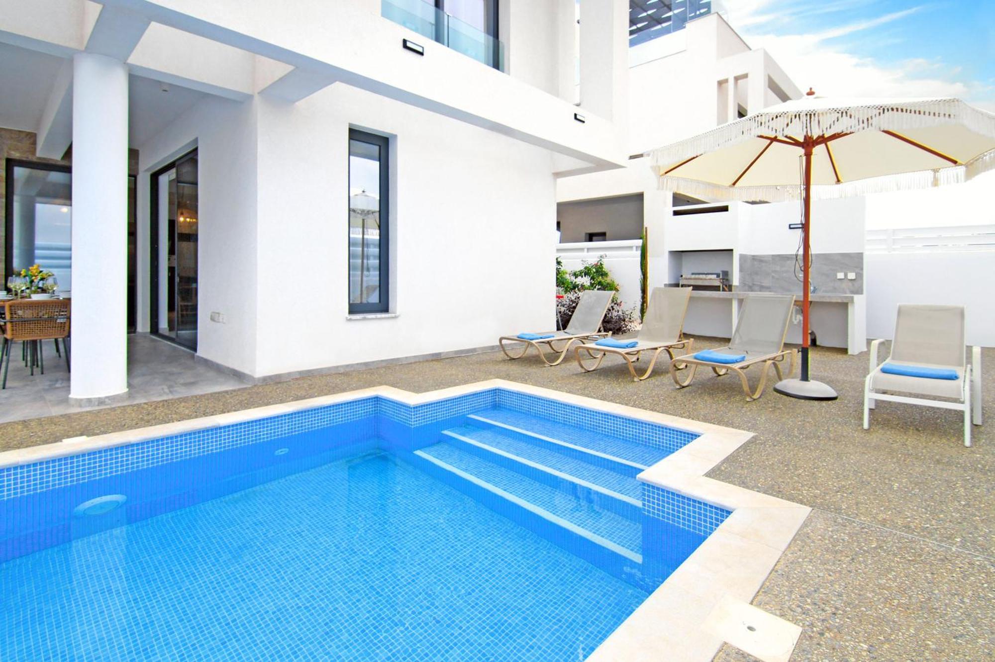 Villa Queen Isabella Protaras Zewnętrze zdjęcie